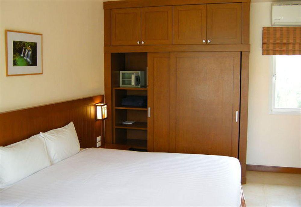 Casuarina Jomtien Hotel- Baramie Residence Bagian luar foto