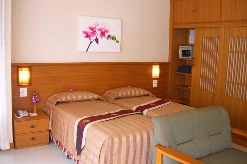 Casuarina Jomtien Hotel- Baramie Residence Bagian luar foto